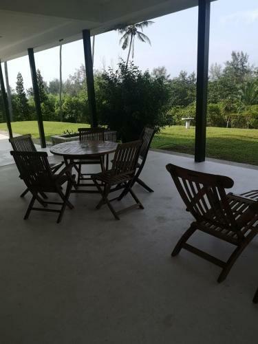 Villa Pd High Top Bungalow Homestay