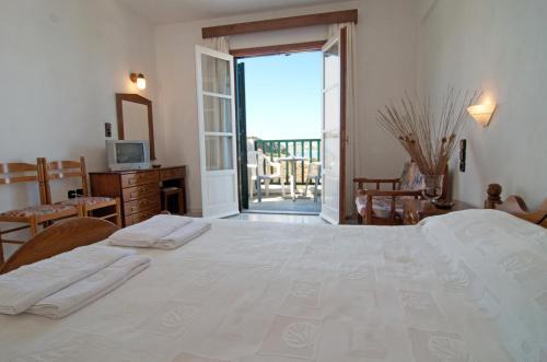 Alex Hotel