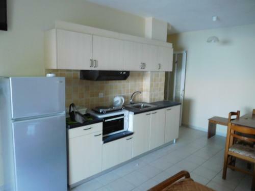 Harbour View (oceanis Apartments)