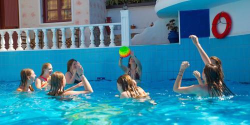 Hotel Korifi Suites