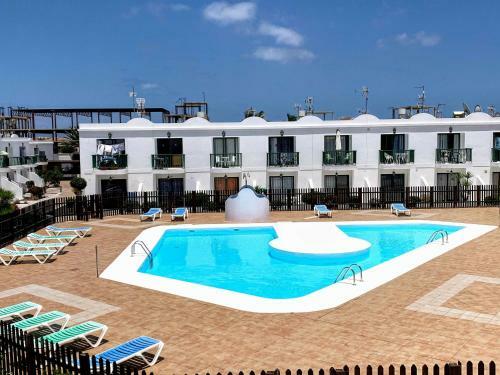 Apartamento Sea Breeze Residencial San Valentin