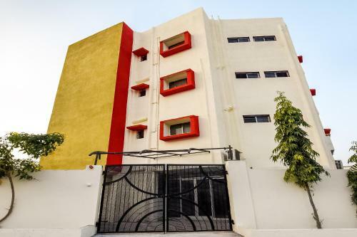 Oyo 786 Hotel Shree Guru Annex