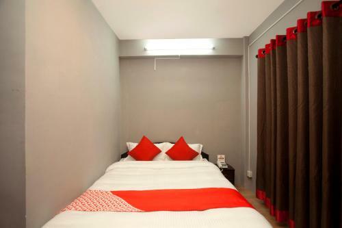 Oyo 587 Hotel Tradition Inn