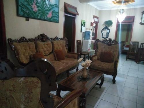 Hostal Villa Trijaya