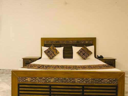 Hotel Pakeeza One