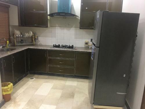 Spacious Apartment In Johar Town