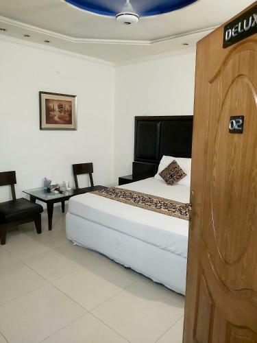 New Look Hotel