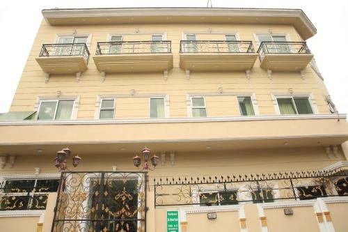 Golden One Hotel