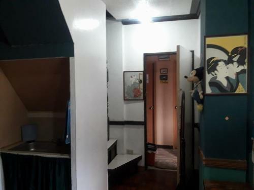 Hostal R D J Homestay