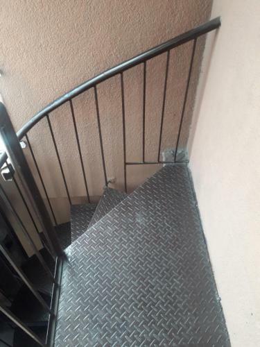 Hostal R D J Homestay
