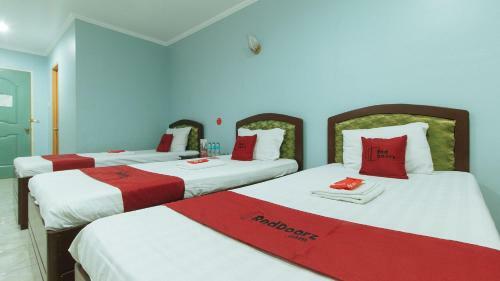 Hotel Reddoorz @ La Brea Inn Baguio