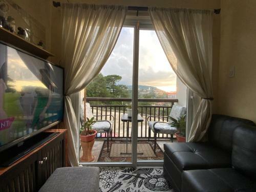 Apartamento Baguio Summer Vacation With Balcony Min 2 Nights
