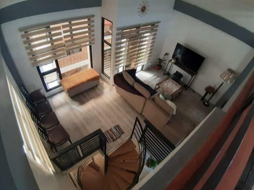 Apartamento Homewood Baguio Transient House