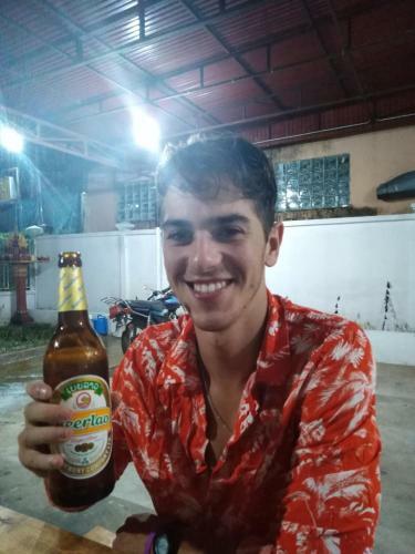 Naga Hostel & Caf�
