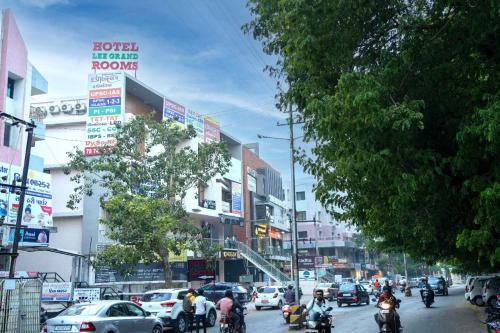 Hotel Lee Grand