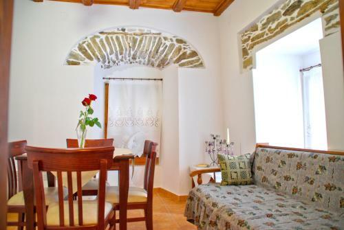 Apartments Xirafis