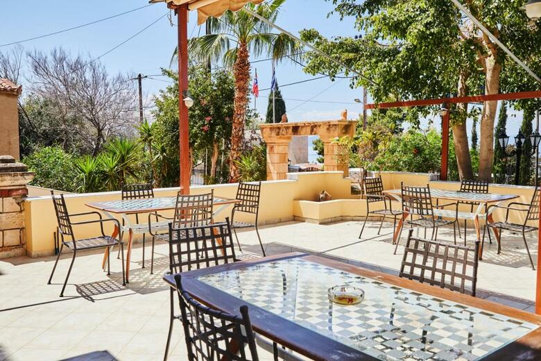 Hotel Klonos Anna