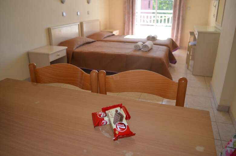 Aparthotel Kremasti Memories