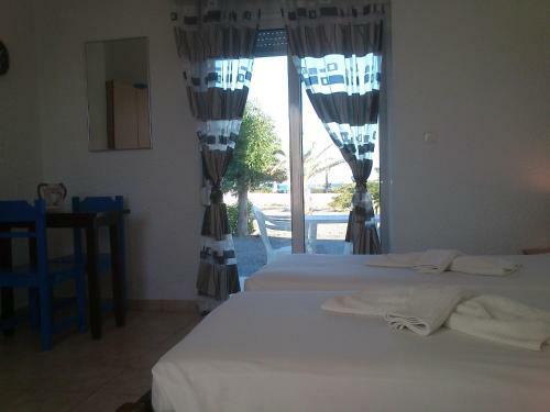 Hostal Kiotari Beach Apartments
