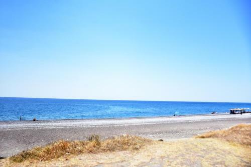 Hostal Kiotari Beach Apartments