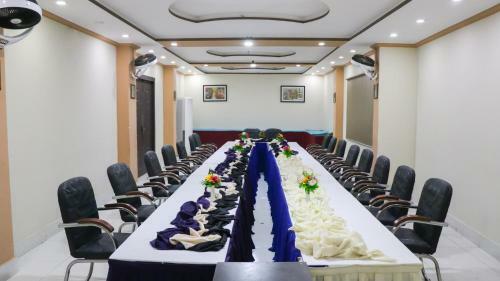 Hotel Crown Inn