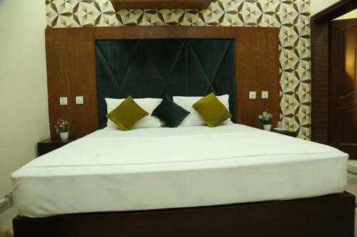Hotel Pak Continental