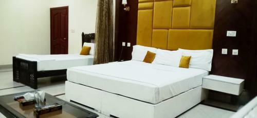 Hotel Pak Continental