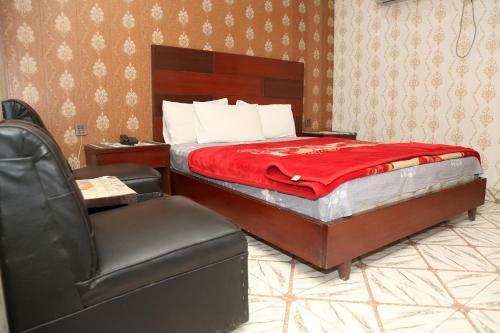 Hotels Multan