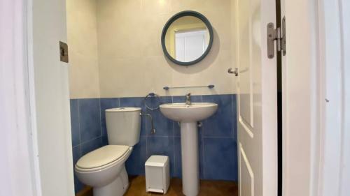 Lovely 2-bed Apartment Just 200 M From The Beach