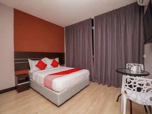 Oyo 1043 Get Inn Hotel Sendayan