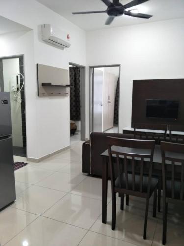 Apartamento Mesa Mall Home Stay Nilai Baru 71800
