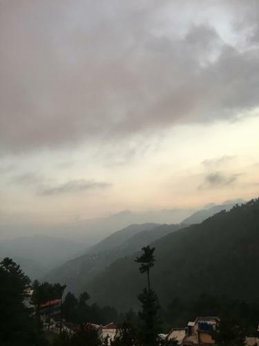 Sunset View Apartment Murree