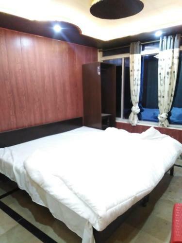 Shobra Hotel And Apartments