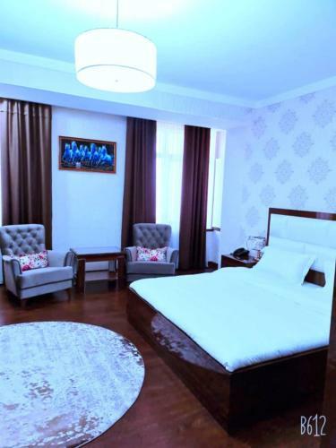 Hotel Ayni