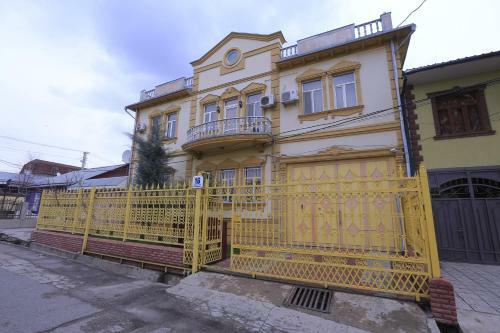 Yellow Hostel Dushanbe