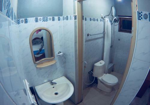 Lark Nest Hotel