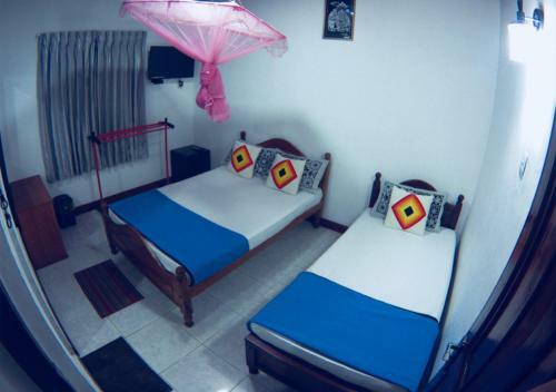 Lark Nest Hotel