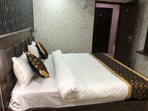 Hostal Hotel Ginni Executive By Devista