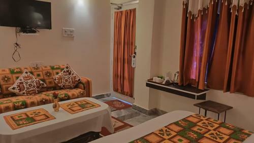 Hotel Ganesha Palace