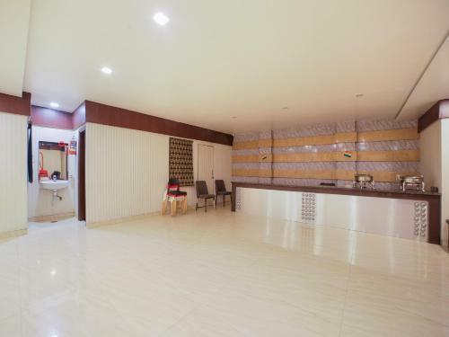 Oyo Townhouse 615 Hotel Pearl Inn