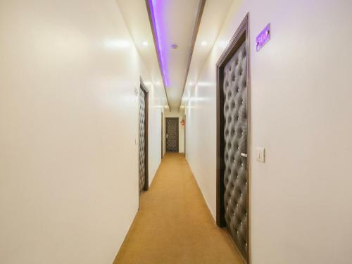 Oyo Townhouse 615 Hotel Pearl Inn