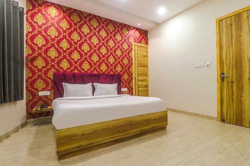 Fabhotel Alpine Inn