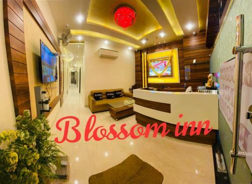 Hotel Blossom Inn