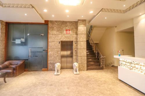 Fabhotel Prime Welcome Inn2