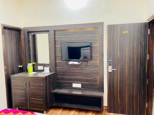 Hotel Kabir Residency