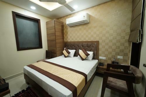 Hotel S.s Royal