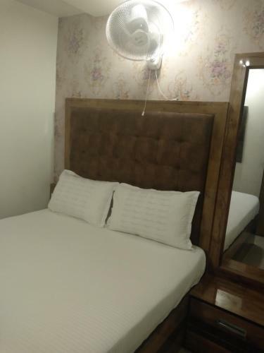 Bed & Breakfast Dhots Residency