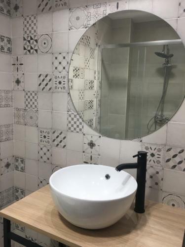 Apartamentos Bajo Pe�a