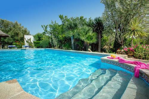 Villa Can Camarroja