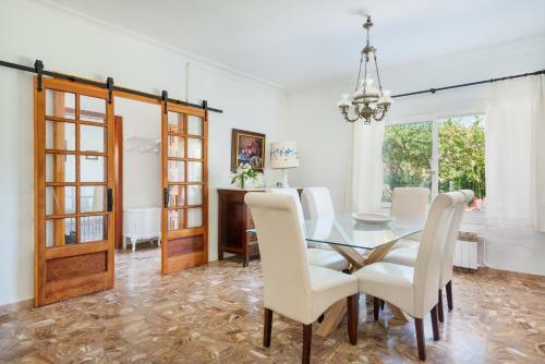 Can Malondra, Villa Para 8 Con Piscina Y Jardines